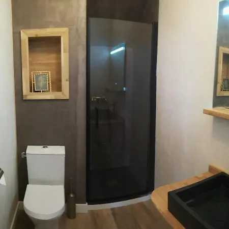 Chateau D'espalungue, Piscine Et * Dognen