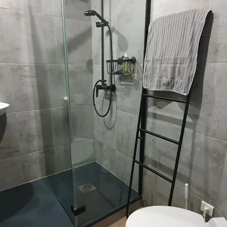 Chateau D'espalungue, Piscine Et Apartment