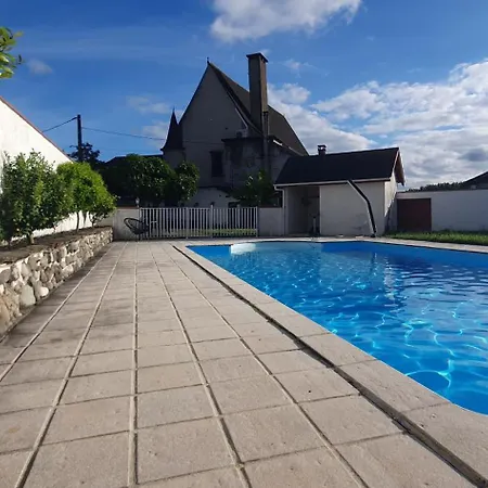 Chateau D'espalungue, Piscine Et Apartment