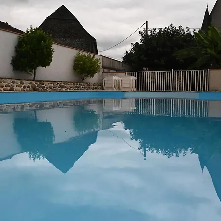 Apartment Chateau D'espalungue, Piscine Et Dognen