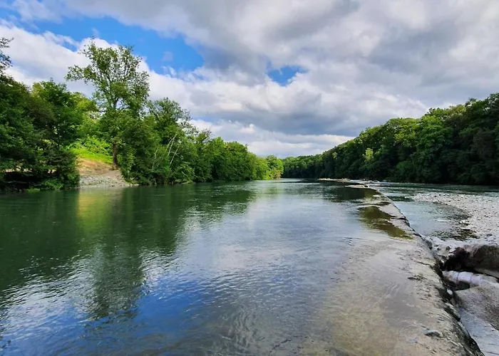 Chateau D'espalungue, Piscine Et