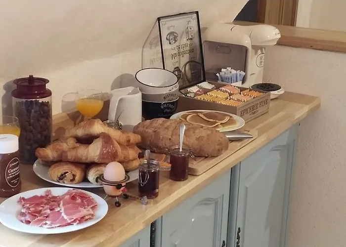 Chateau D'espalungue, Piscine Et *