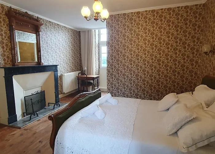 Chateau D'espalungue, Piscine Et Dognen